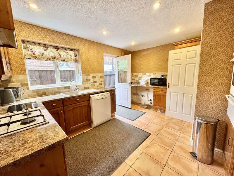 3 bed Detached Bungalow