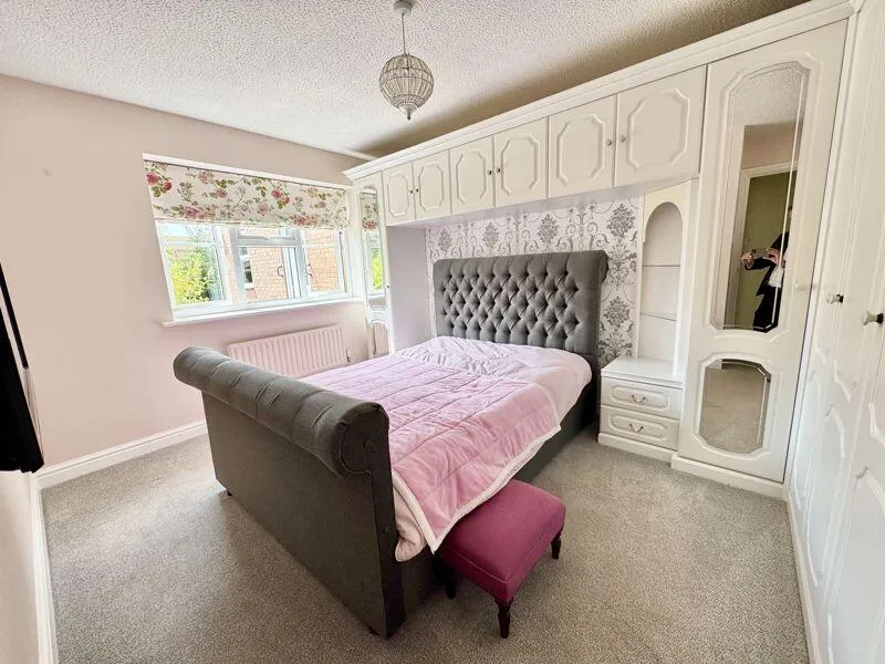 3 bed Detached Bungalow