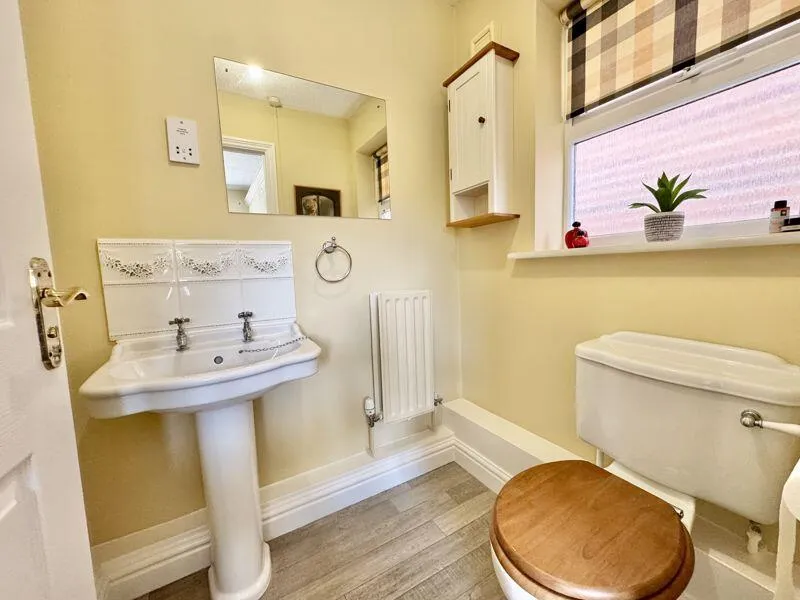 3 bed Detached Bungalow