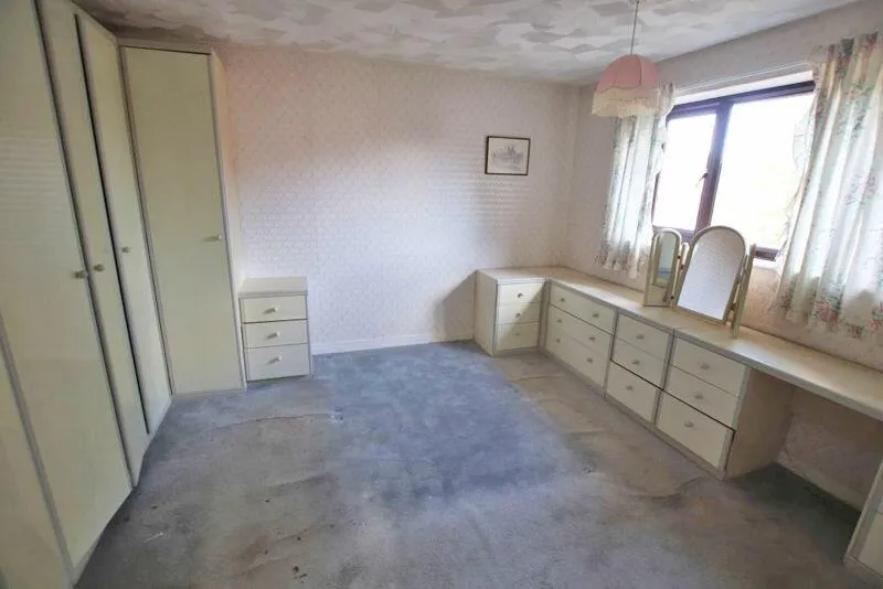 4 bed Detached