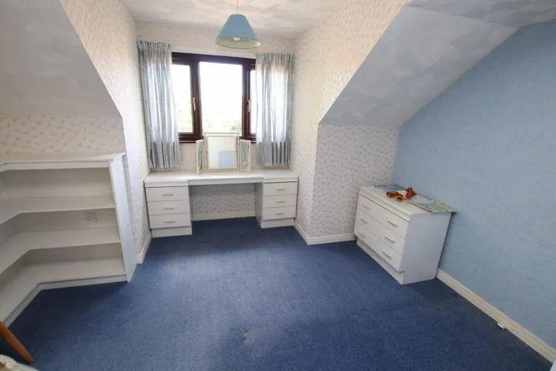 4 bed Detached