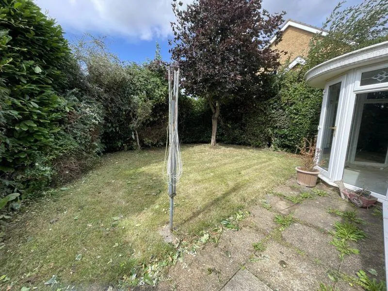 4 bed Detached