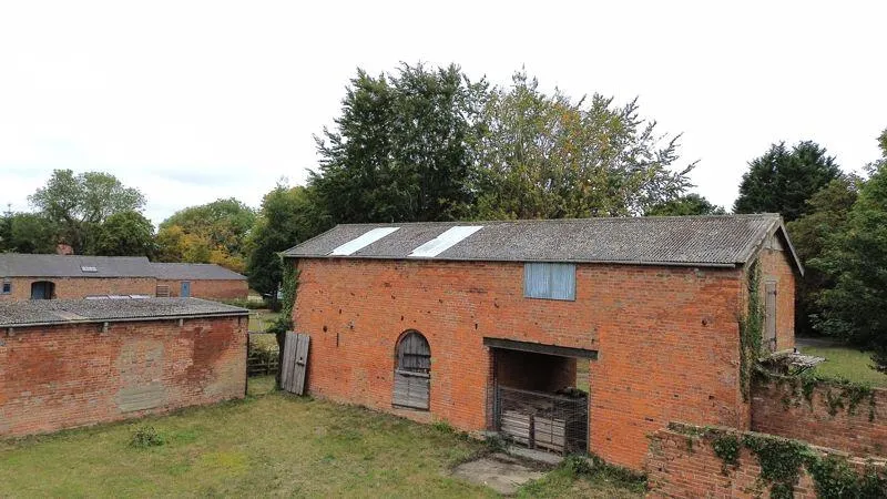 5 bed Barn Conversion