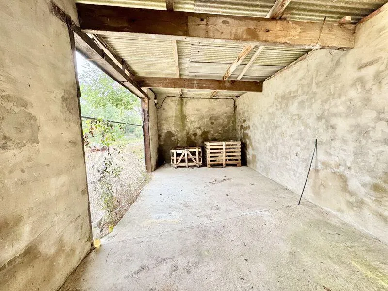5 bed Barn Conversion
