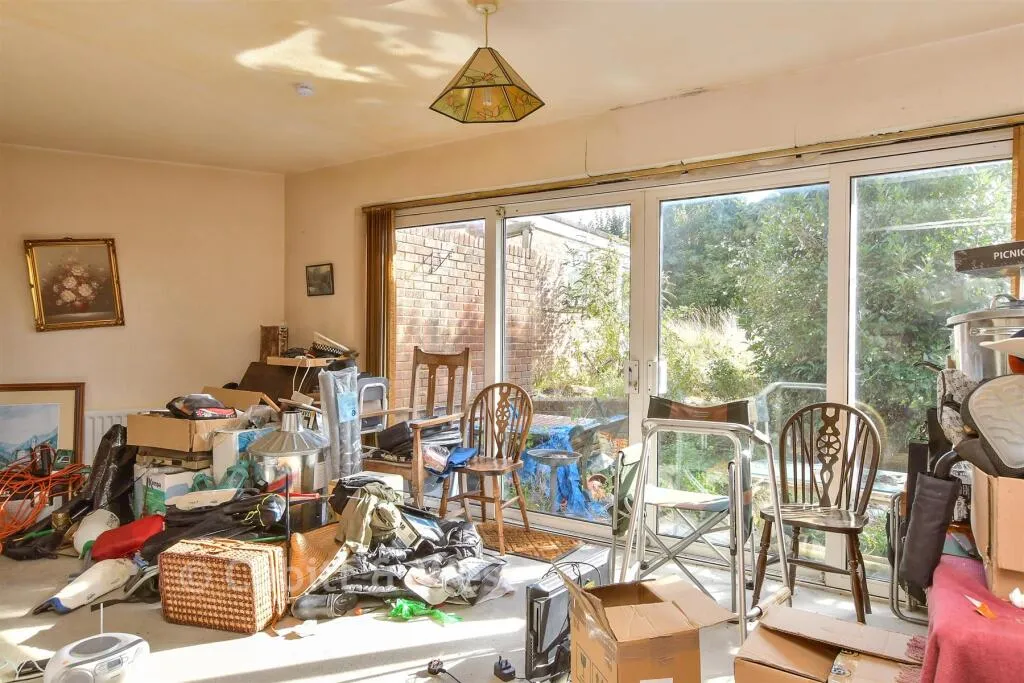 2 bed Semi-Detached Bungalow