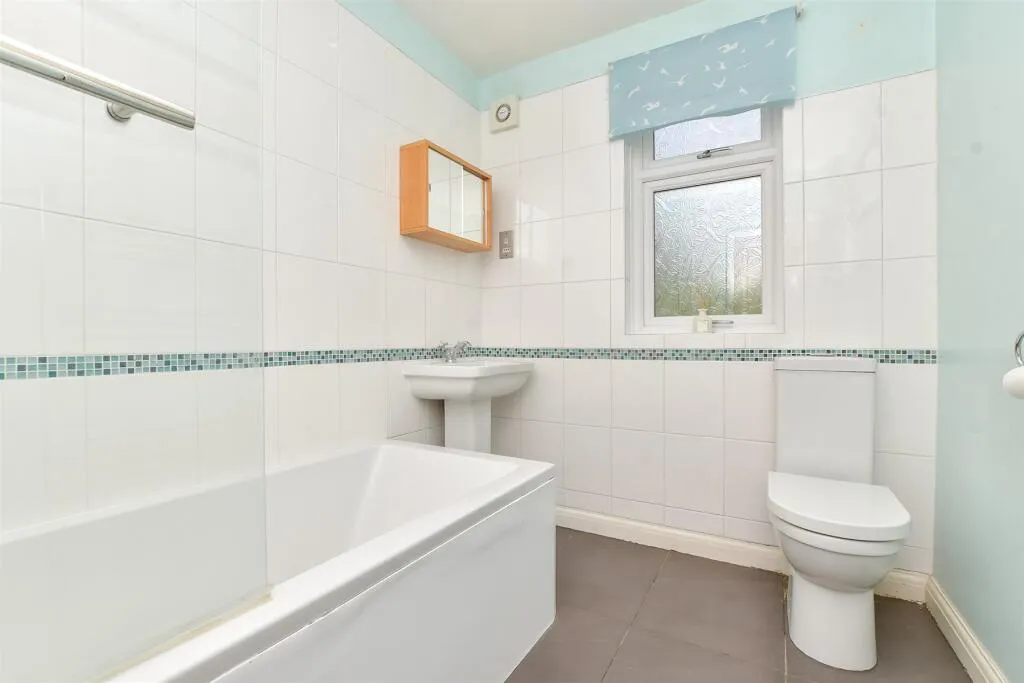 3 bed Terraced