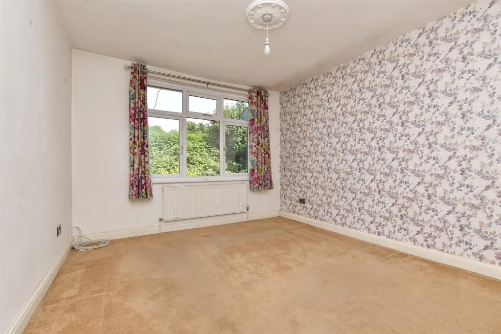 3 bed Terraced