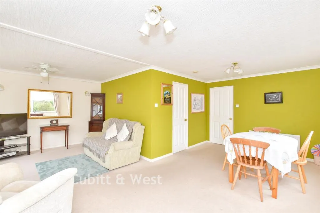 2 bed Park Home