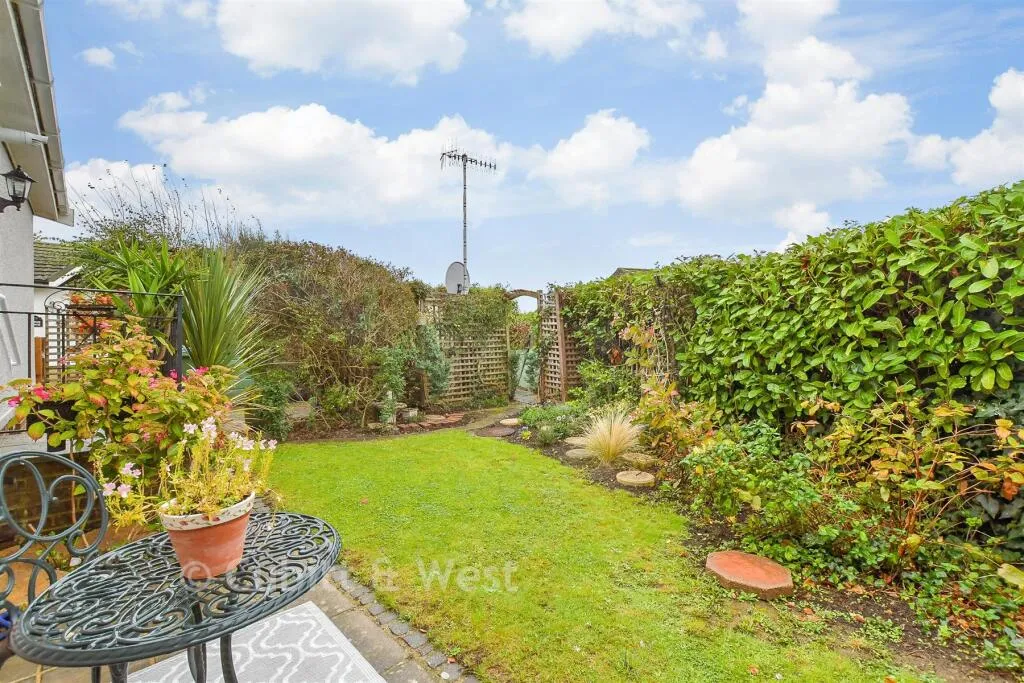 2 bed Park Home