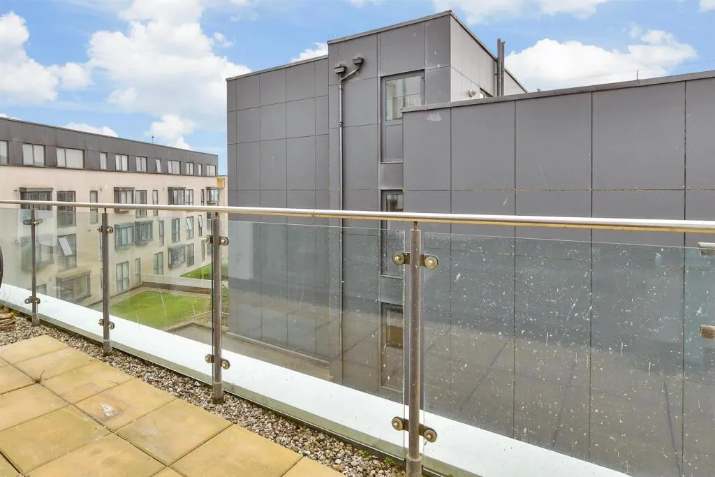 2 bed Apartment