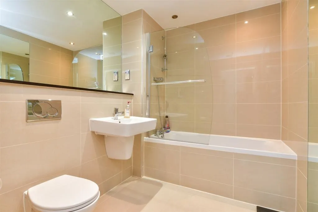 2 bed Apartment