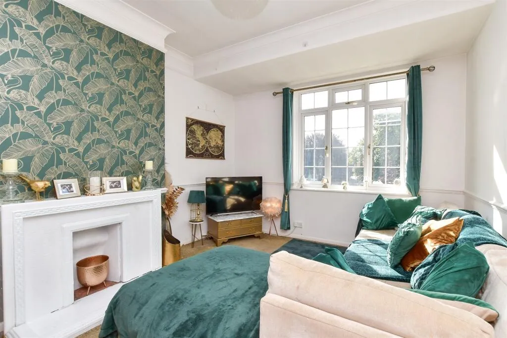 2 bed Apartment