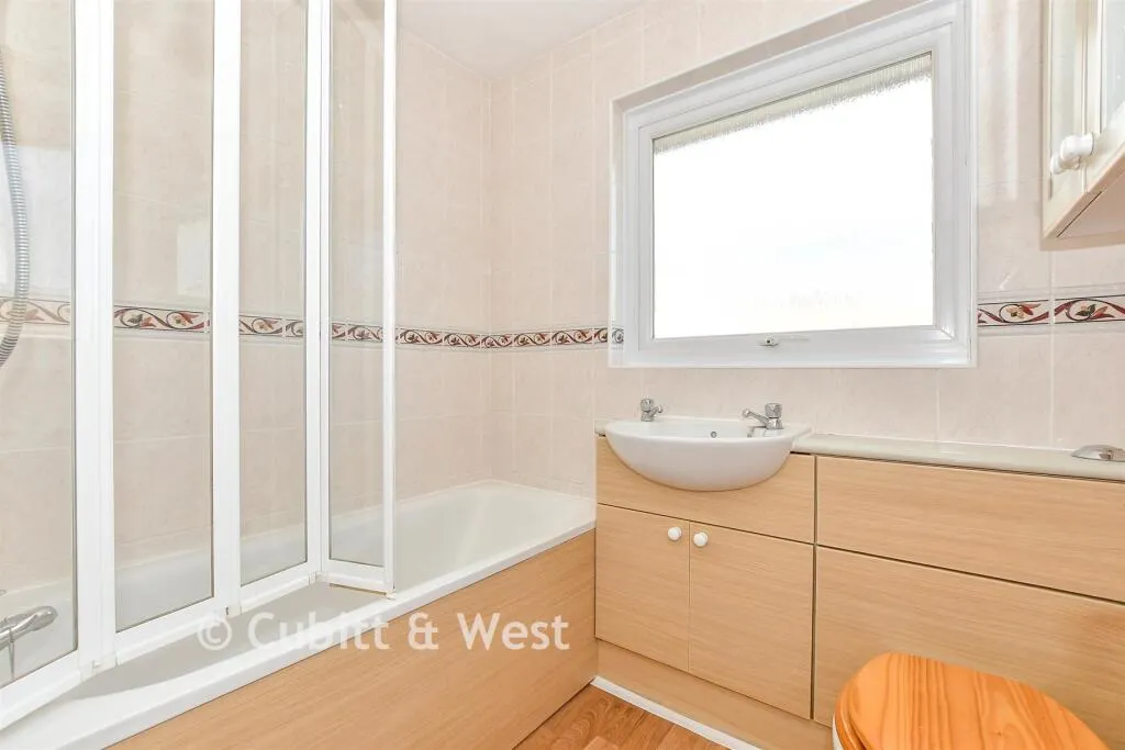 3 bed Terraced