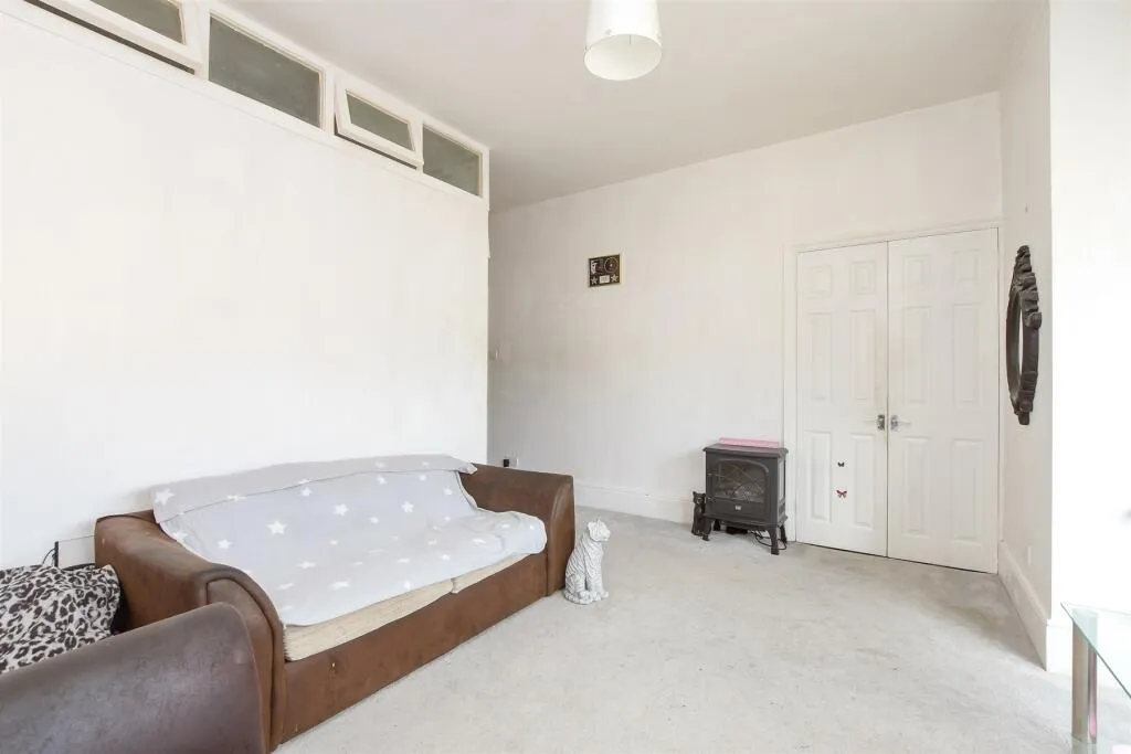 1 bed Apartment