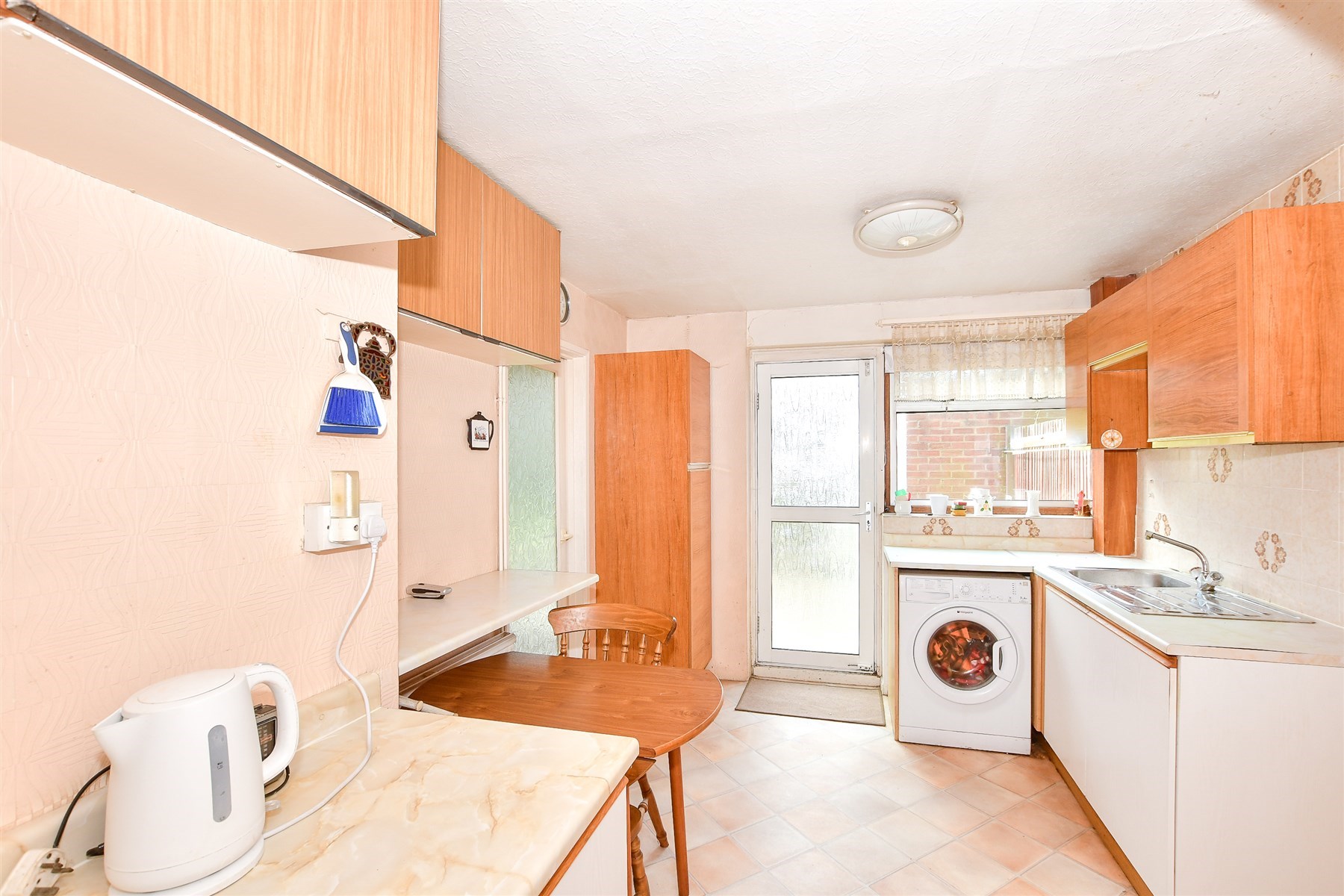 3 bed End of Terrace