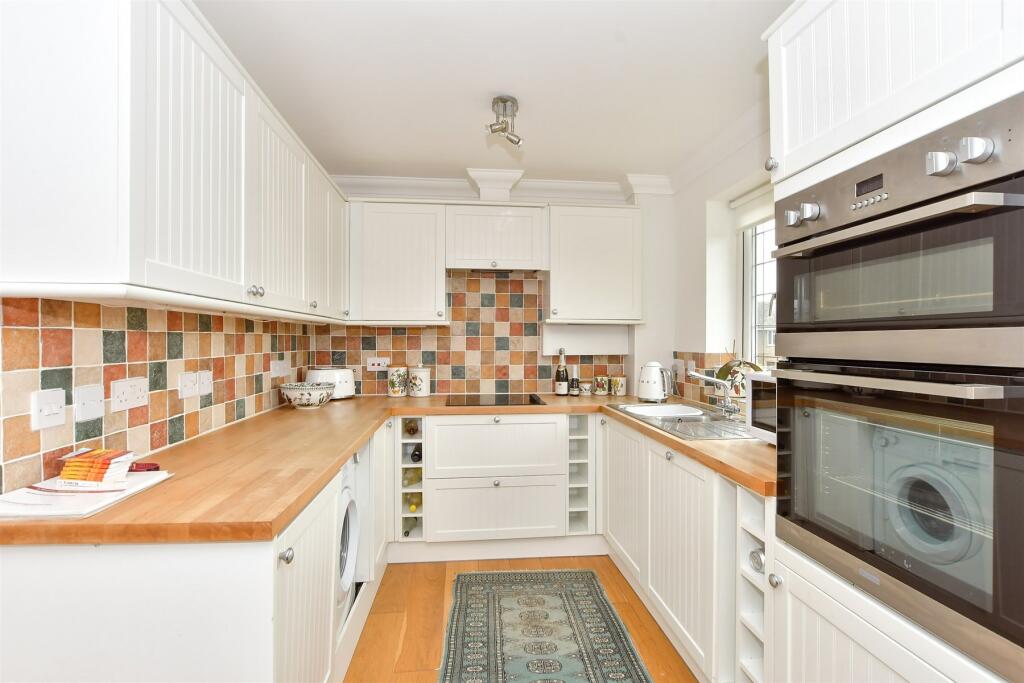 2 bed Apartment