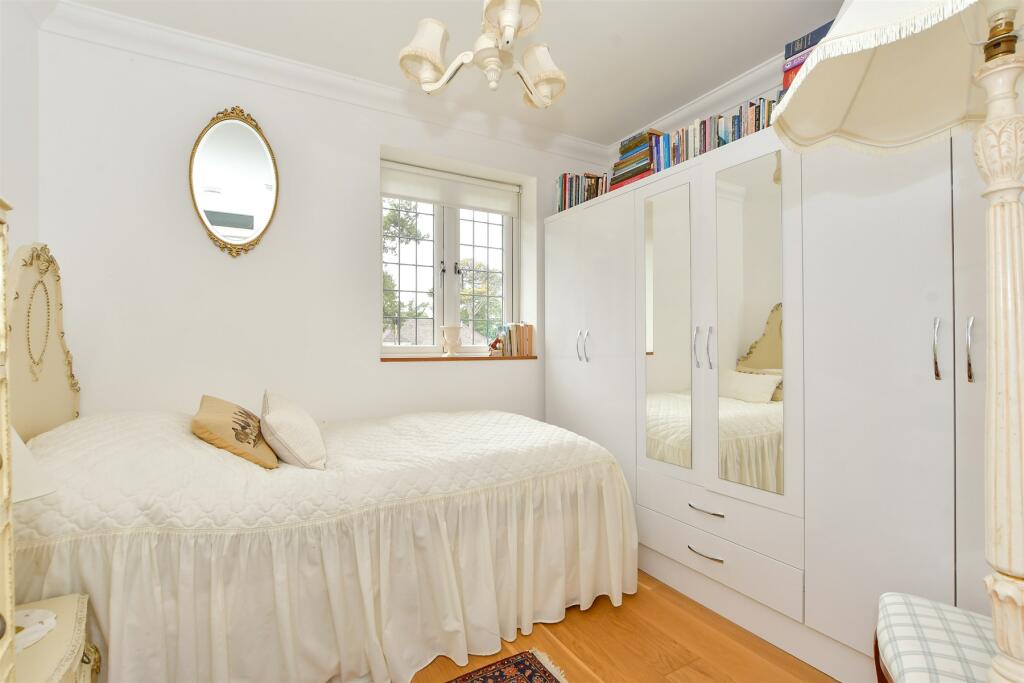 2 bed Apartment