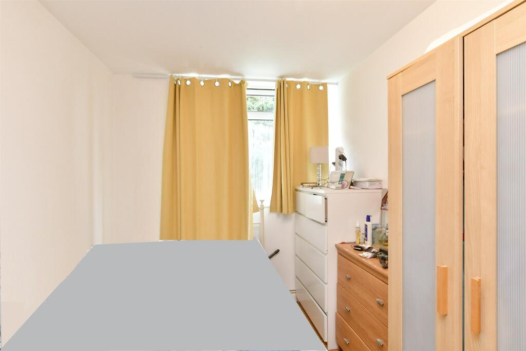 2 bed Apartment