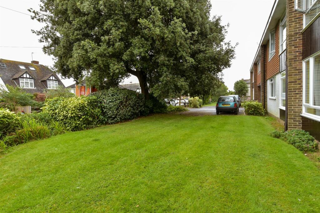 2 bed Apartment