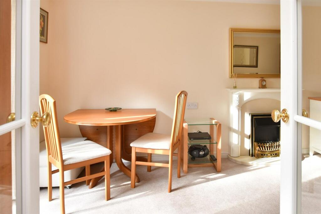1 bed Retirement Property
