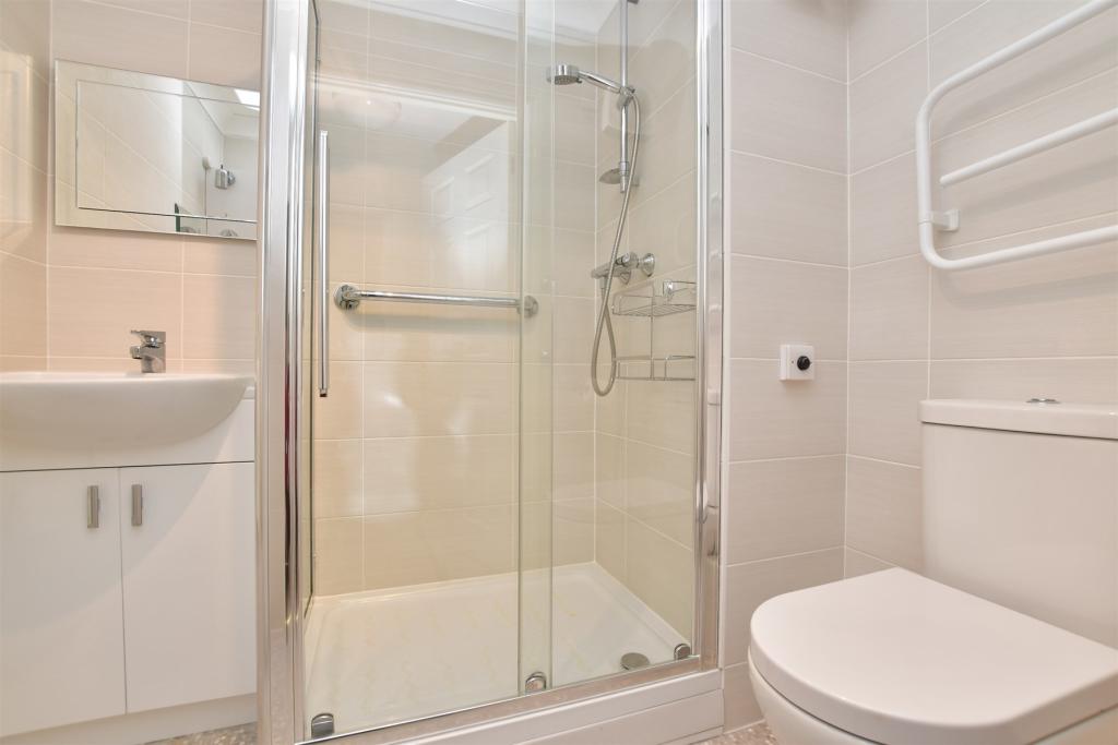 1 bed Retirement Property