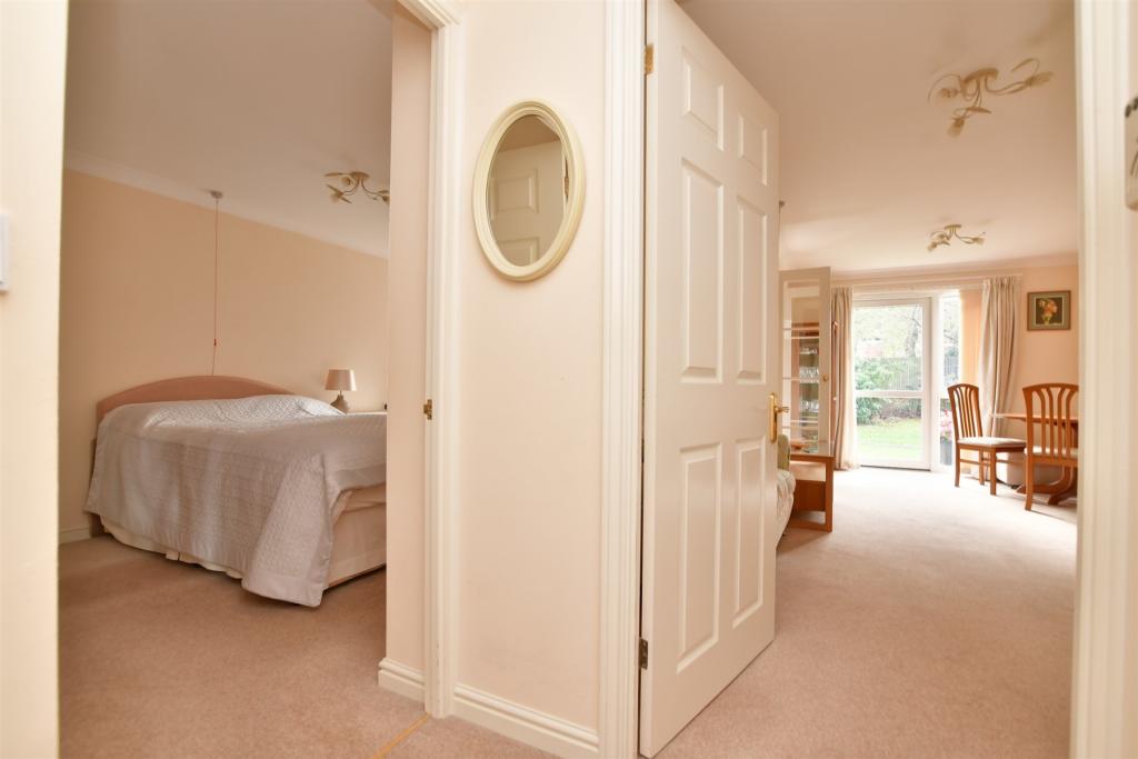 1 bed Retirement Property
