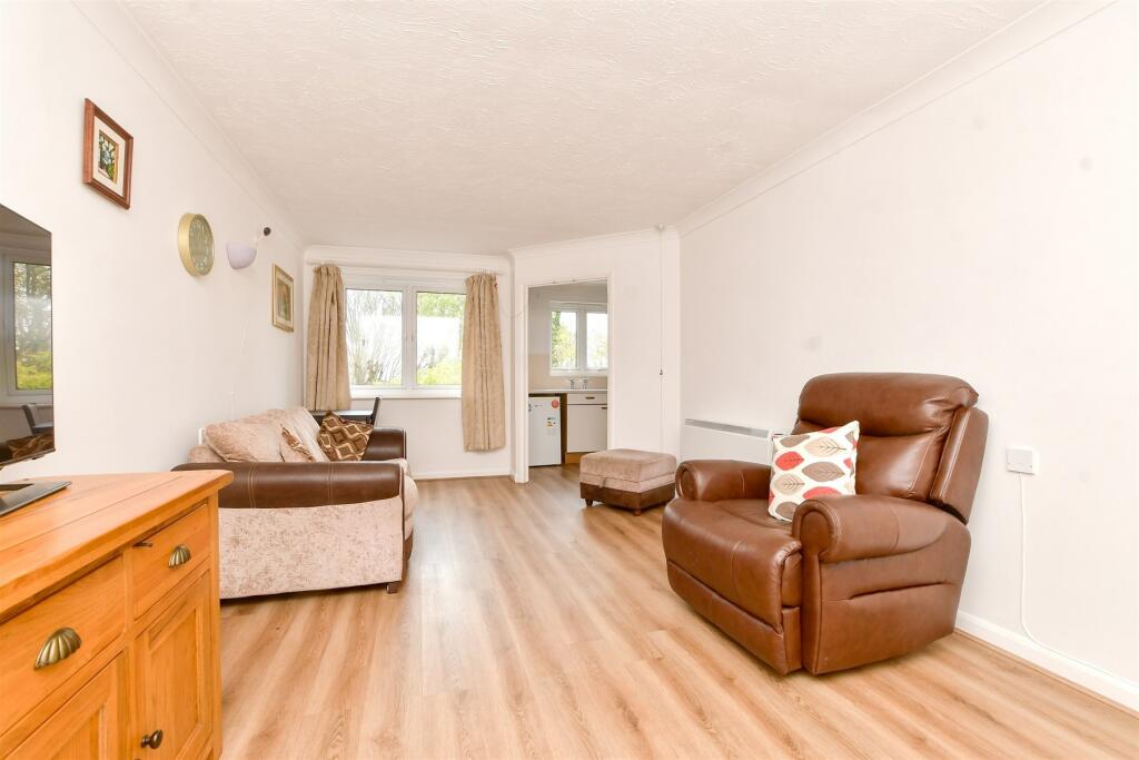 1 bed Retirement Property