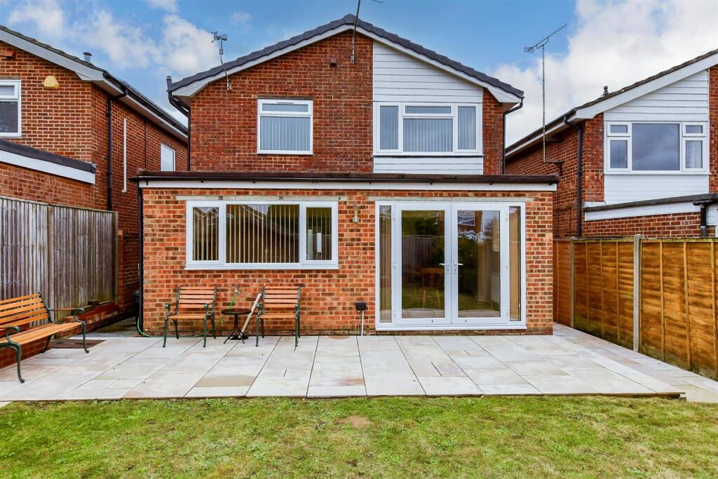 3 bed Semi-Detached