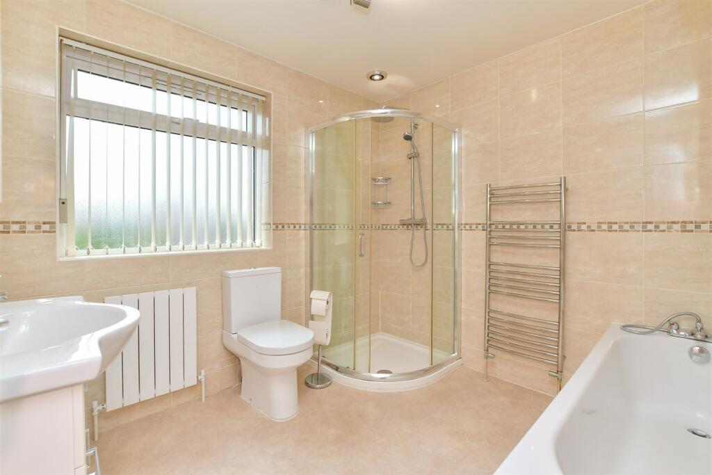 3 bed Semi-Detached