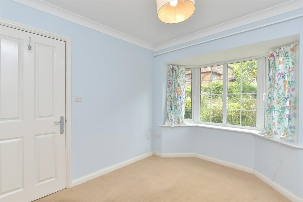3 bed Town House