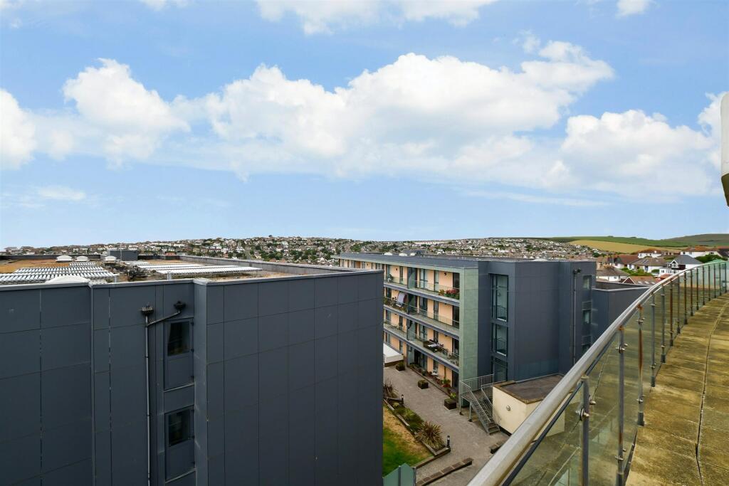 2 bed Apartment