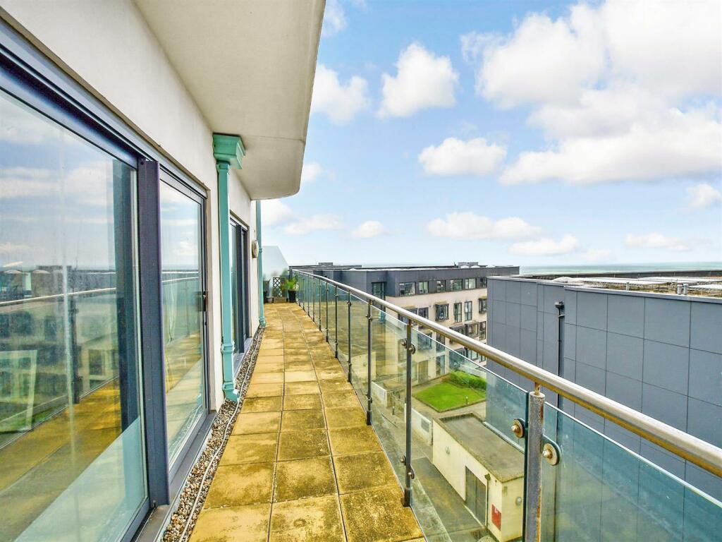 2 bed Apartment