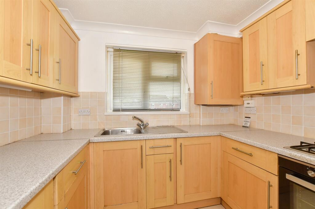 2 bed Apartment