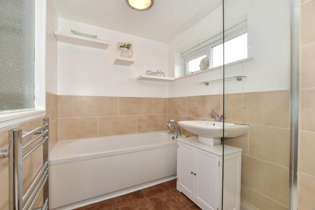2 bed Apartment