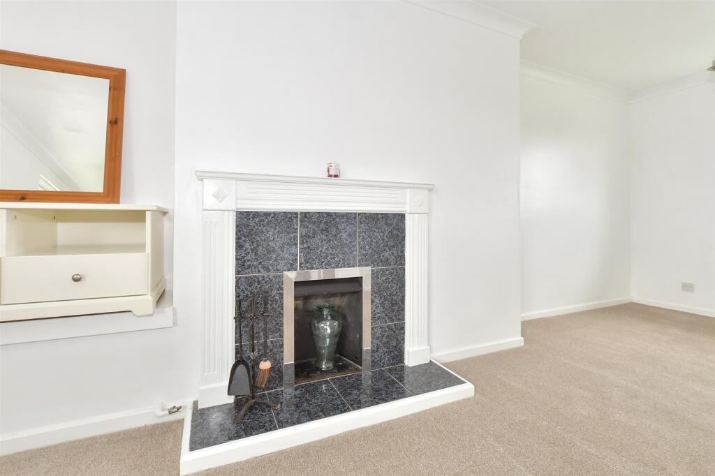 2 bed Apartment