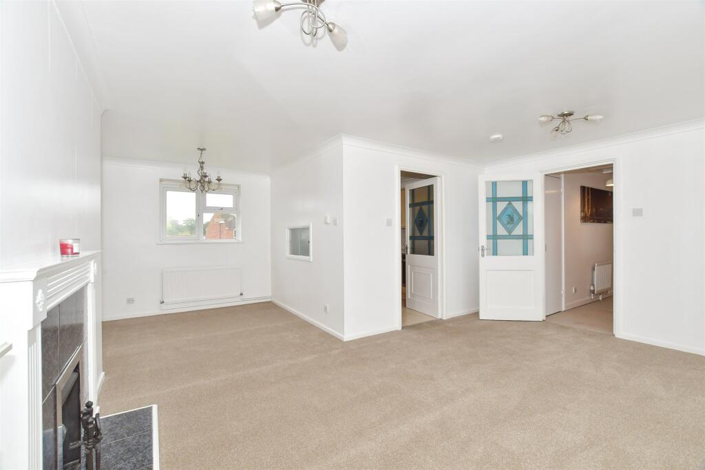 2 bed Apartment