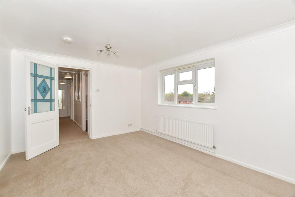 2 bed Apartment