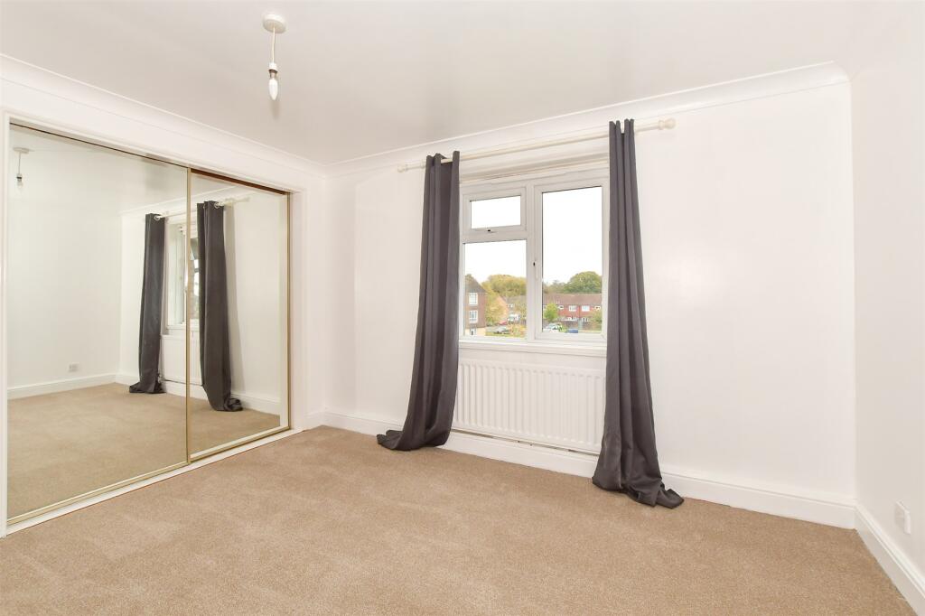 2 bed Apartment