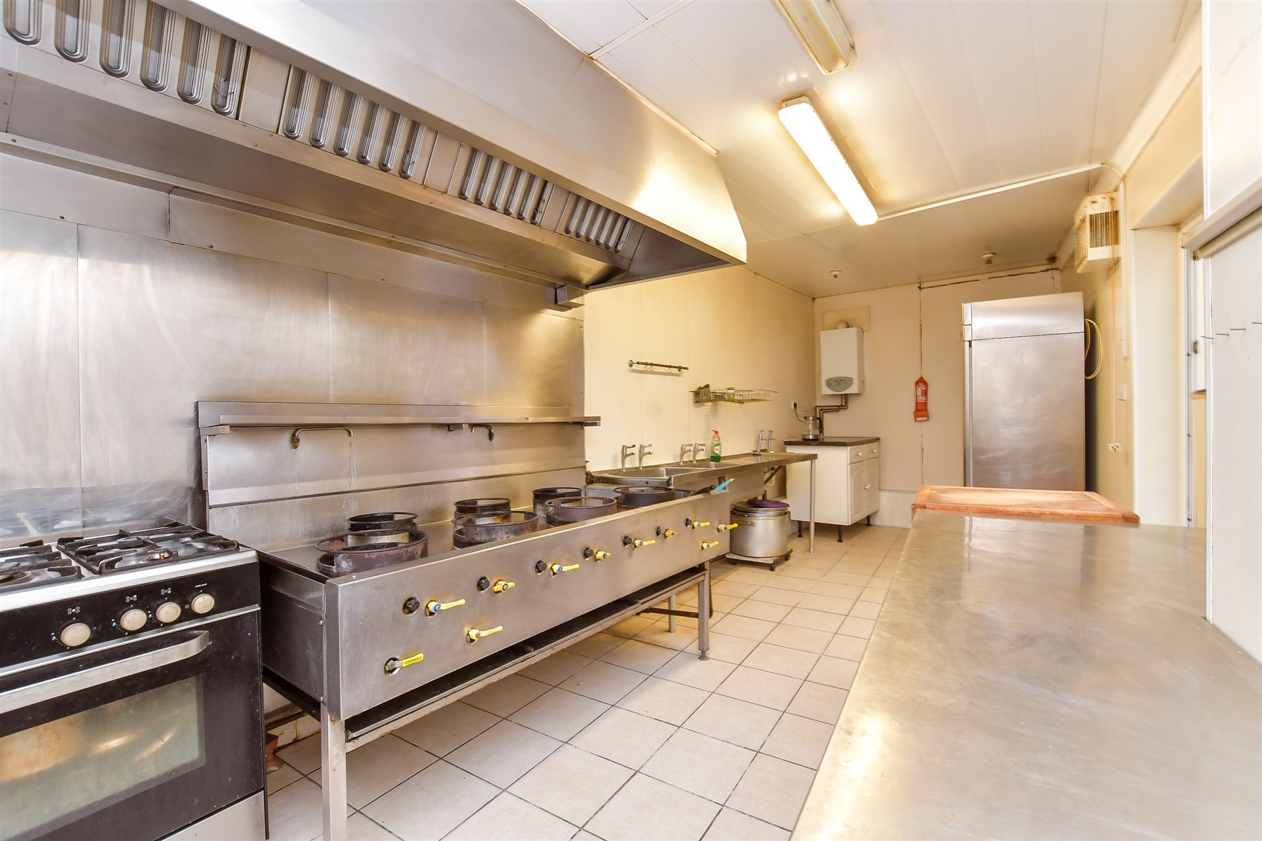 6 bed Terraced