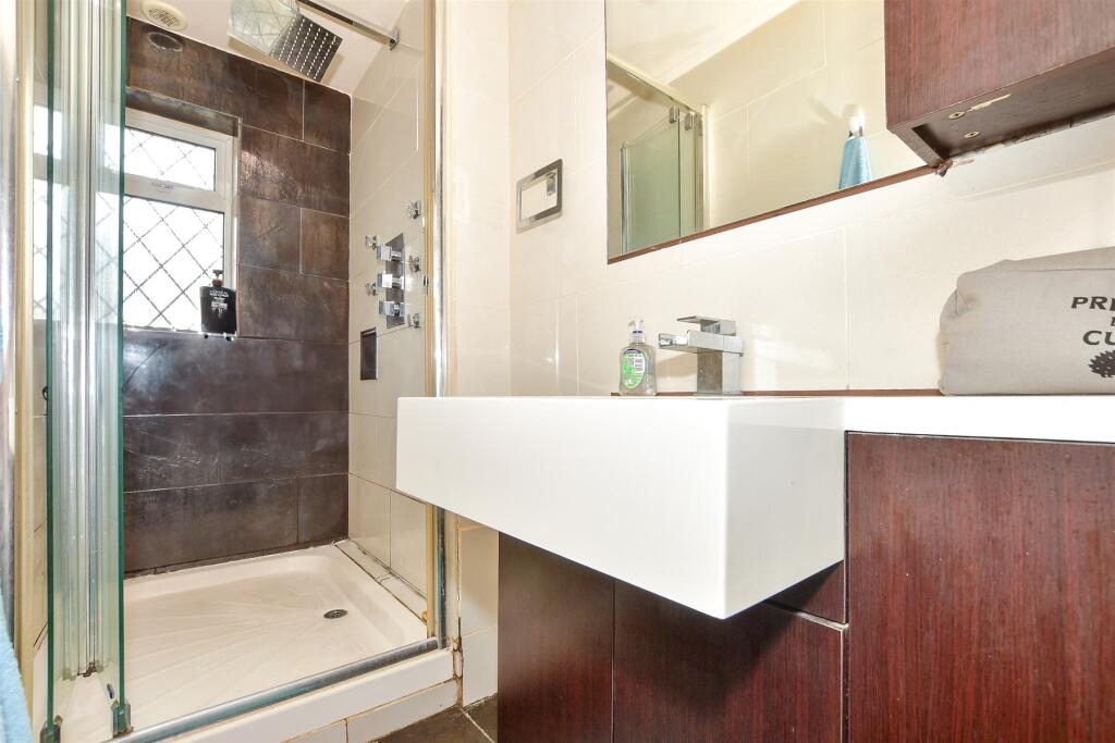2 bed Terraced