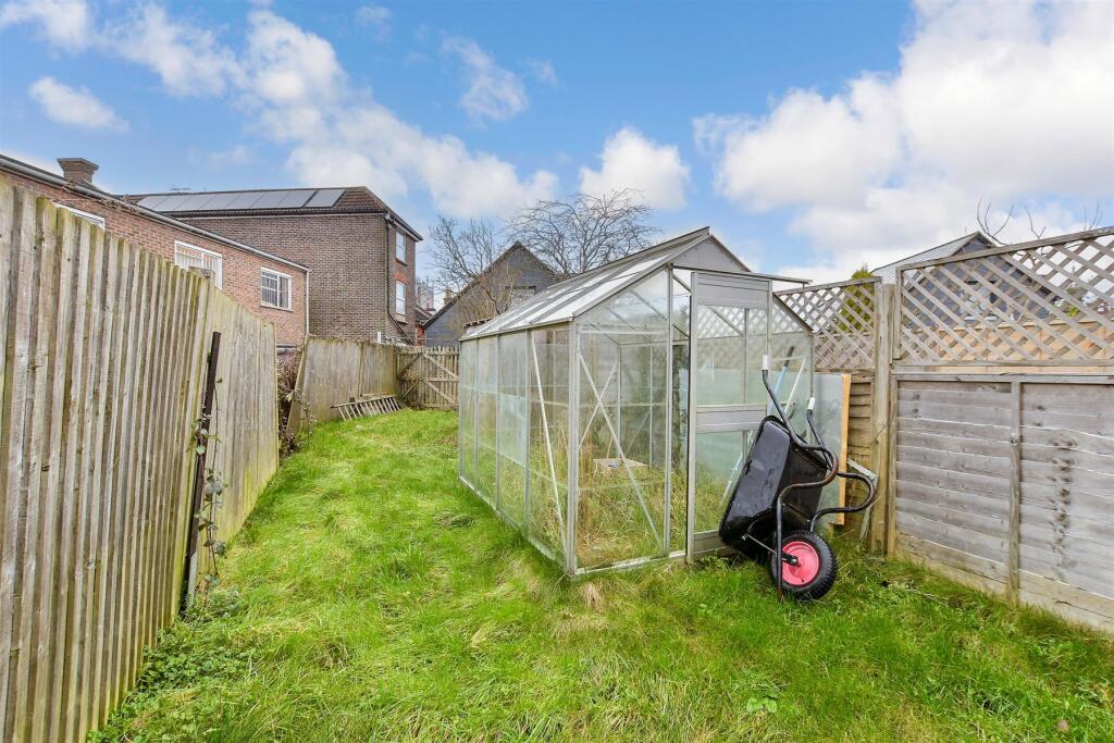 2 bed Terraced