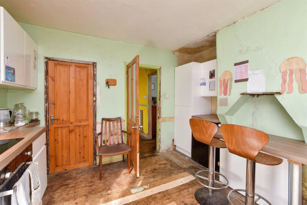 3 bed Detached Bungalow