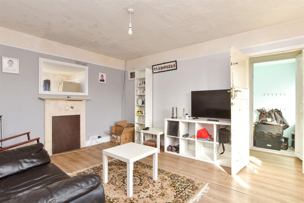 3 bed Detached Bungalow
