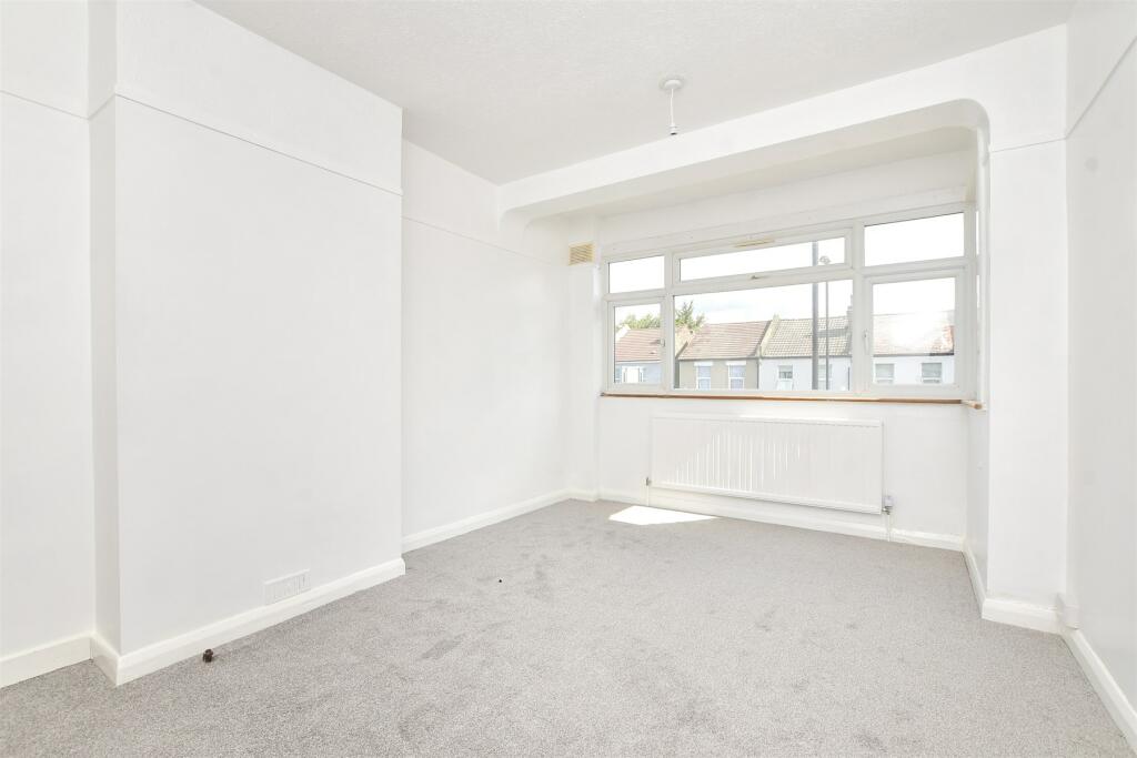 3 bed Terraced