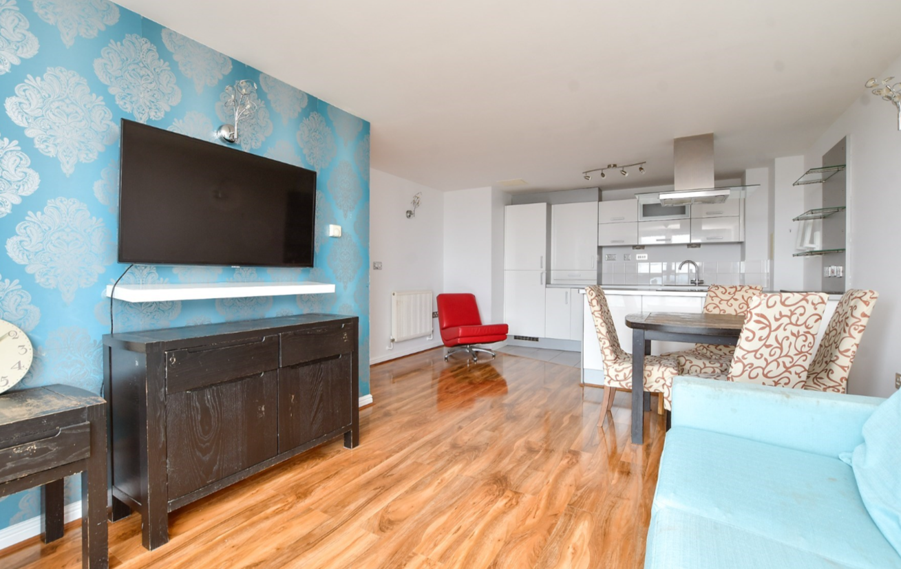 2 bed Apartment