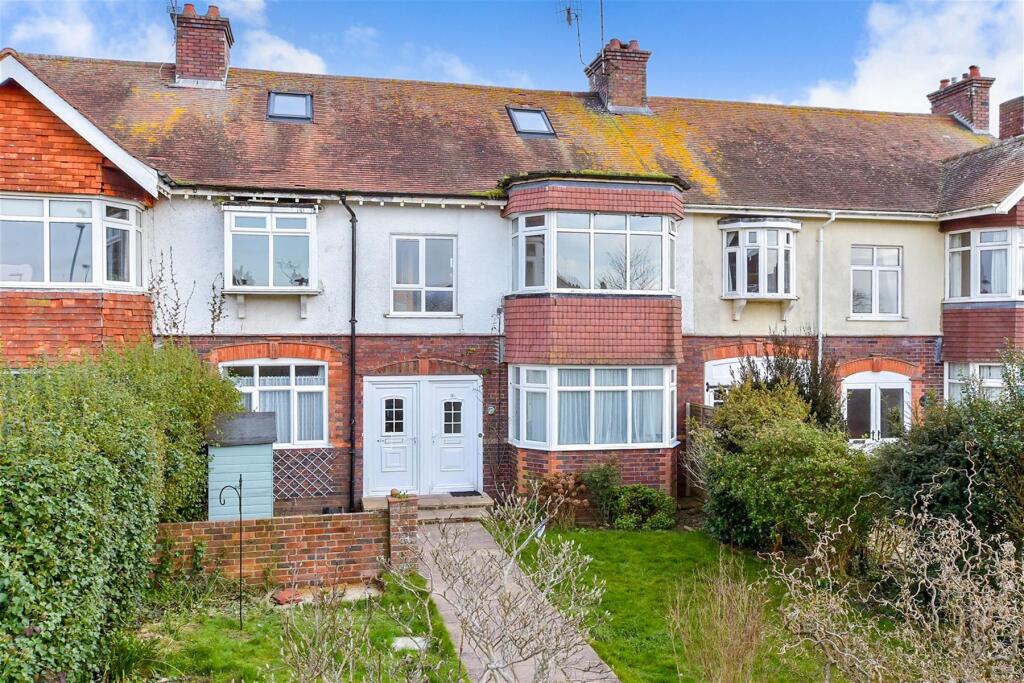 4 bed Maisonette