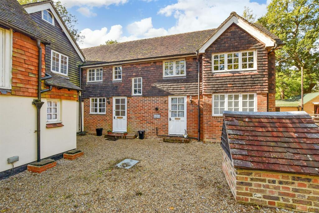 2 bed Cottage