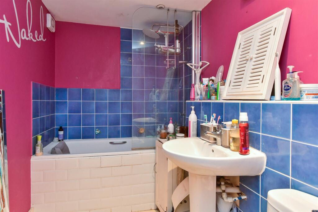 3 bed Apartment