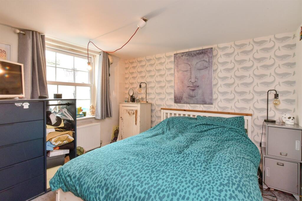 3 bed Apartment