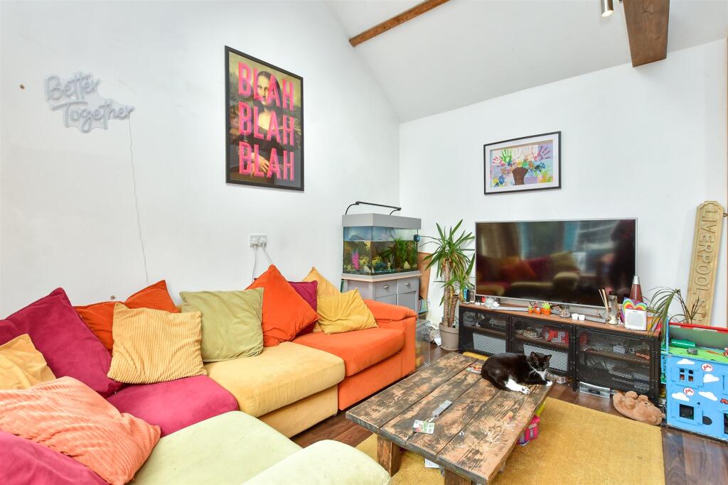 3 bed Apartment